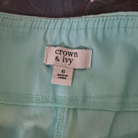 Crown & Ivy pull on pants size 6 - Picture 3 of 6